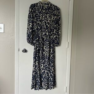Zara Navy and Cream Long Sleeve Dress